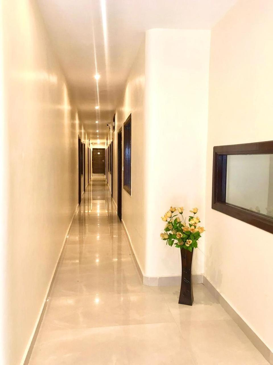 Hampton Hotel - 200 Mt From Golden Temple Amritsar Zewnętrze zdjęcie